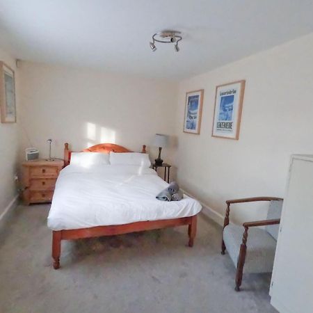 Relaxing Townhouse In The Heart Of Bridport Villa Eksteriør billede