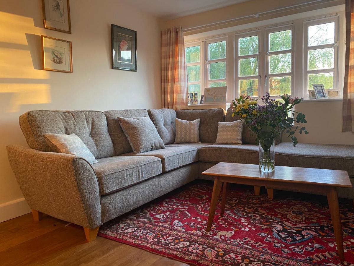 Relaxing Townhouse In The Heart Of Bridport Villa Eksteriør billede