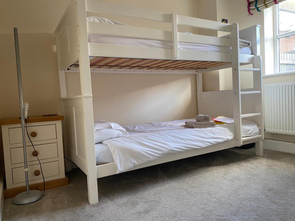 Relaxing Townhouse In The Heart Of Bridport Villa Eksteriør billede