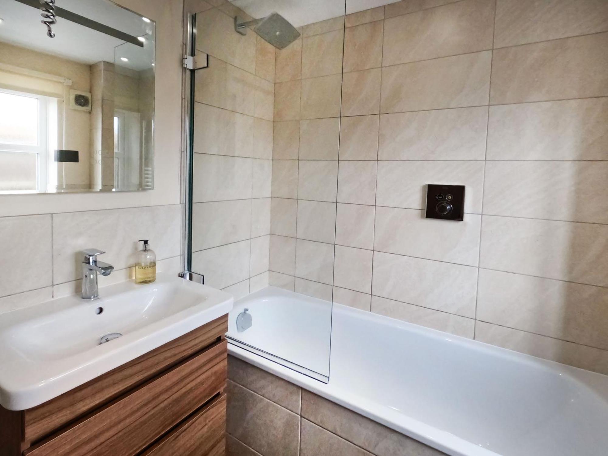 Relaxing Townhouse In The Heart Of Bridport Villa Eksteriør billede